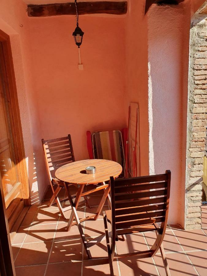 Apartment Cal Viola Torroja Екстер'єр фото